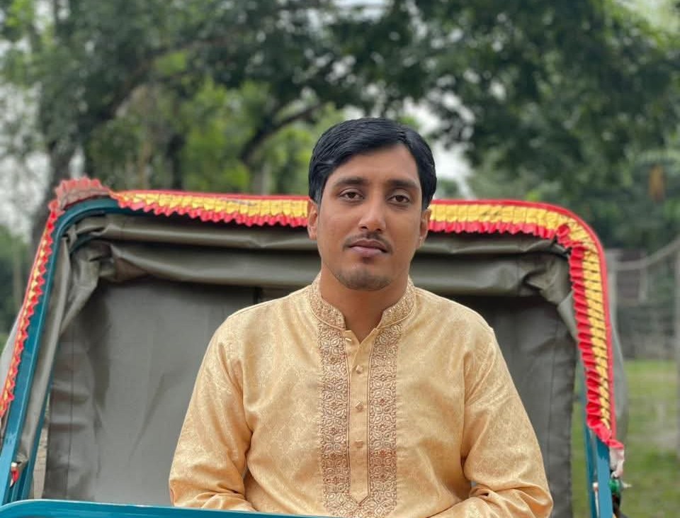 আকরাম হোসাইন